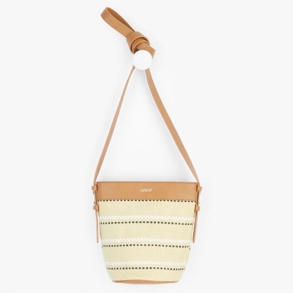 Levis Straw Bucket bag